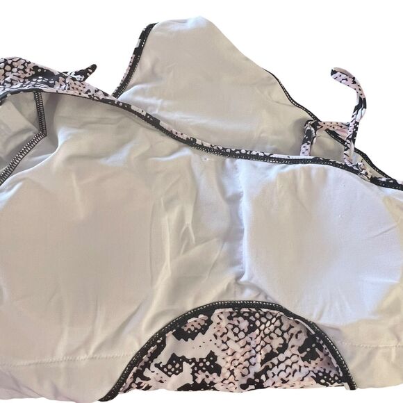 SHEIN Snakeskin One Shoulder Swimsuit Cut Out One Piece 2XL Multicolor - Picture 5 of 7